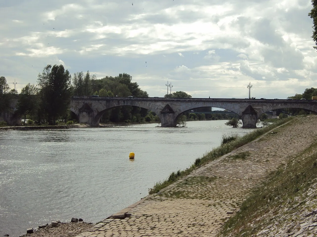 Orléans · la Loire et le pont George-V